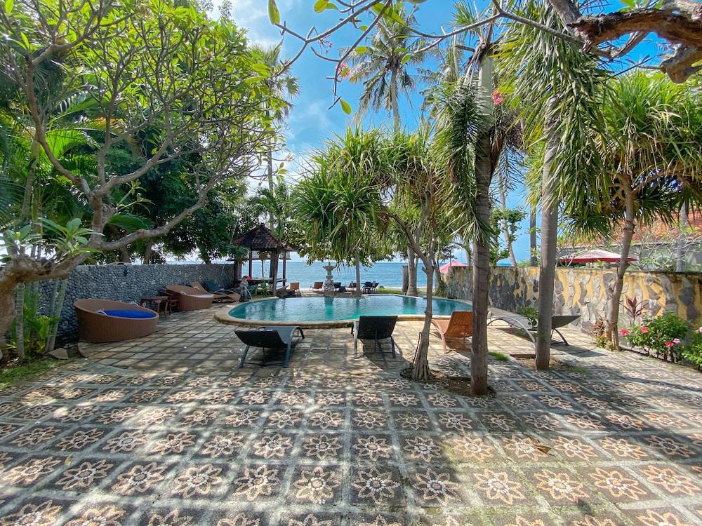 Bali Bhuana Beach Cottages Амед Екстер'єр фото