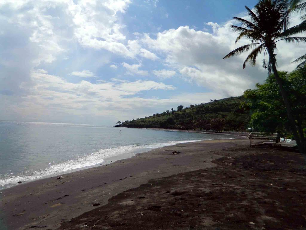 Bali Bhuana Beach Cottages Амед Екстер'єр фото